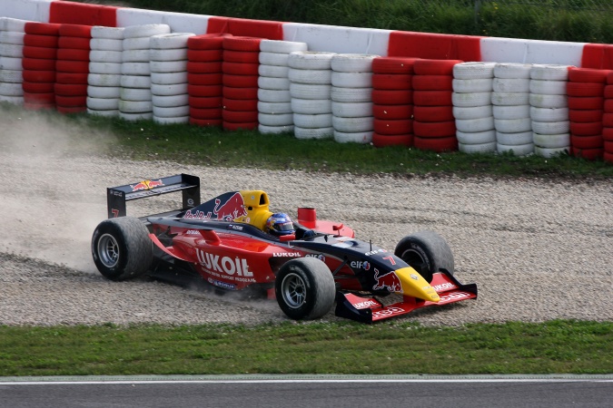 Bild: Michael Aleshin - Carlin Motorsport - Dallara T05 - Renault