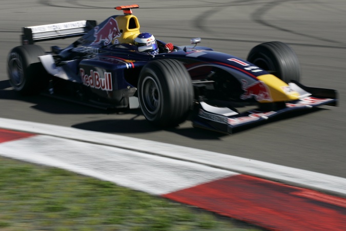Bild: Scott Speed - iSport International - Dallara GP2/05 - Renault