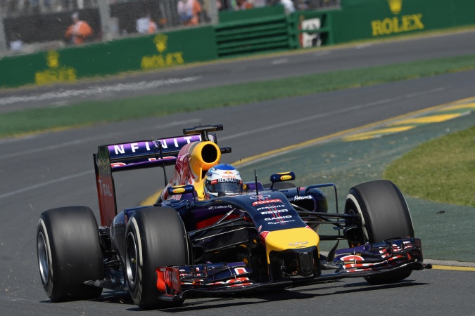 Bild: Sebastian Vettel - Red Bull Racing - Red Bull RB10 - Renault