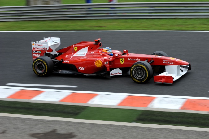 Bild: Fernando Alonso - Scuderia Ferrari - Ferrari 150 Italia