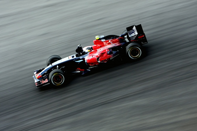 Bild: Sebastian Vettel - Scuderia Toro Rosso - Toro Rosso STR2 - Ferrari
