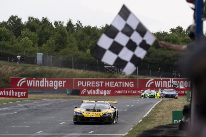Speedsport KW 30/2026: Sommerpausen-Sieg für Norris, DTM-Sensation in der Börde