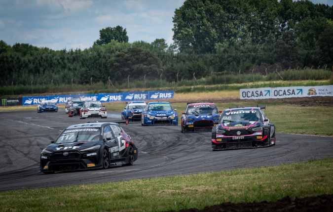 Speedsport KW 51: Matias Rossi ist sechsfacher TC2000 Meister