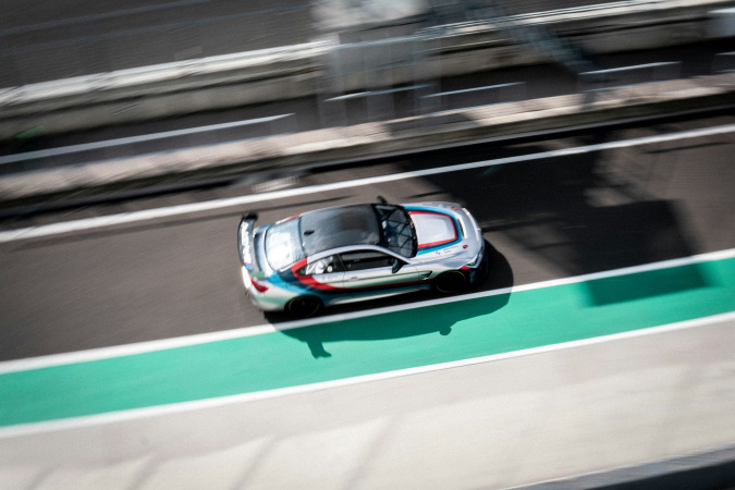 Wie Glücksspielplattformen den Motorsport eroberten