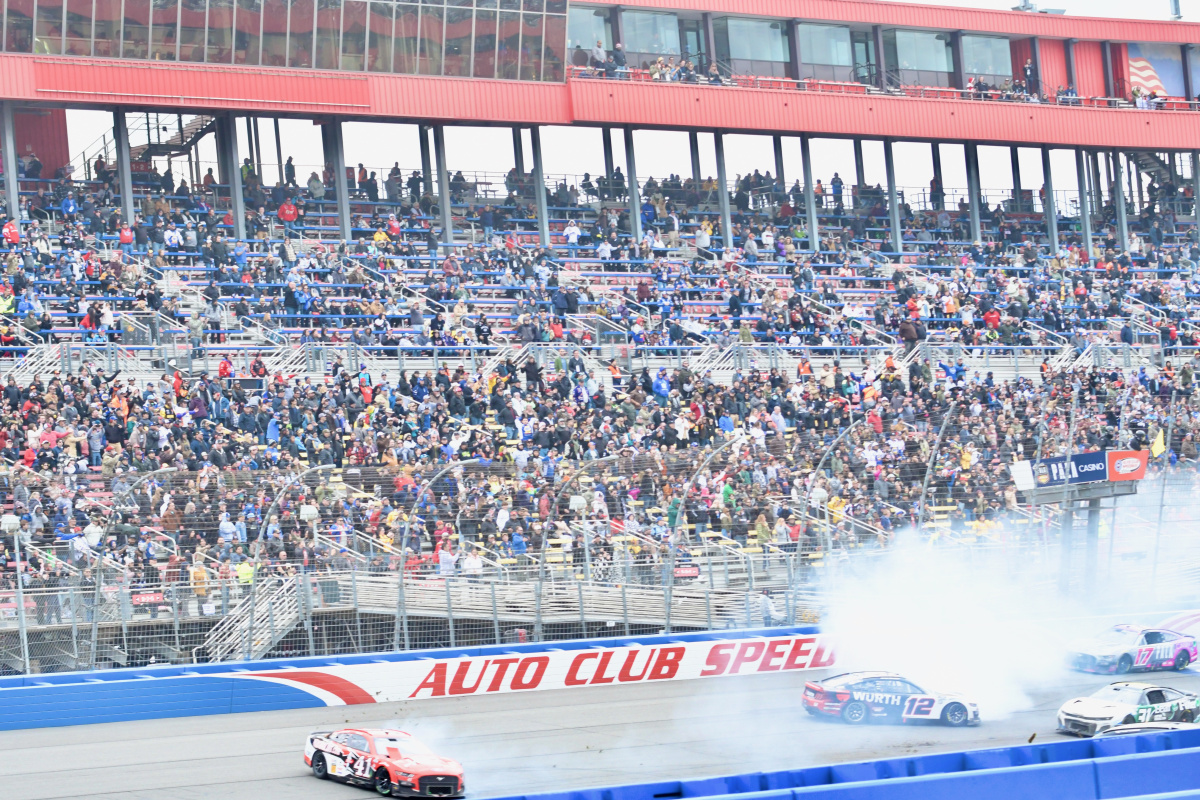 Bild: NASCAR Cup Series 2023: Fontana