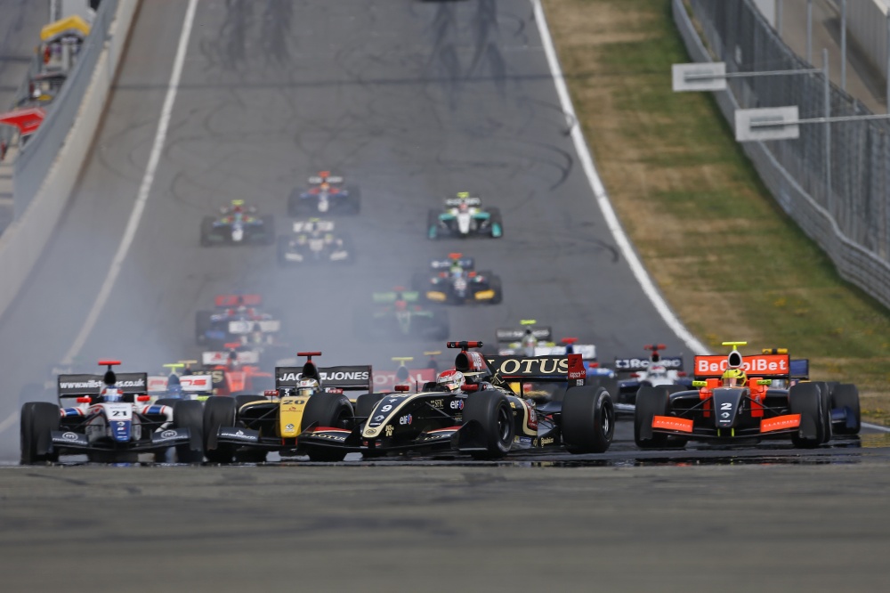 Bild: Renault Worldseries, 2013, Österreich, Start