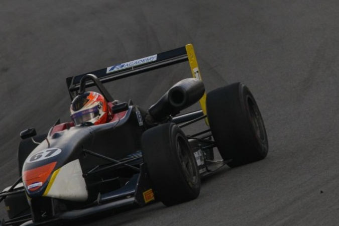 Bild: Alberto Cesar - A.Fortunato Racing - Dallara F399 - Berta