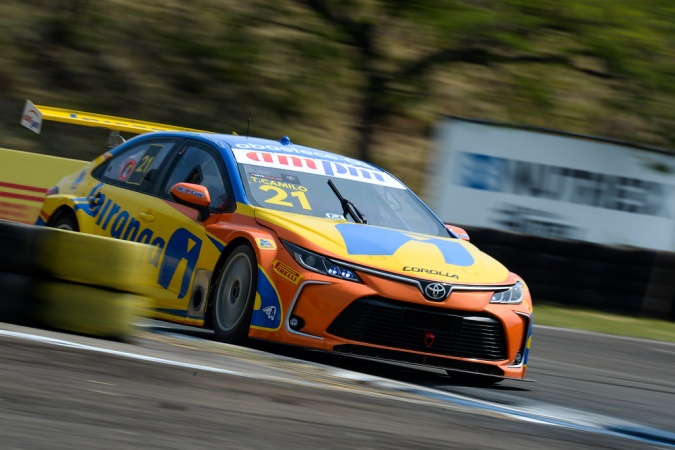 Bild: Thiago Camilo - A.Mattheis Motorsport - Toyota Corolla V8