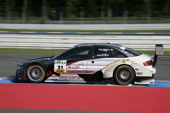 Bild: Katherine Legge - Abt Sportsline - Audi A4 DTM (2008)