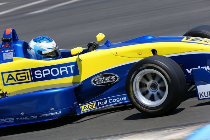 Bild: Nathan Gotch - AGI Sport - Dallara F302 - Sodemo Renault