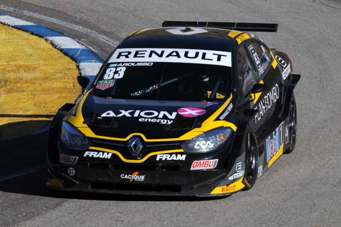 Bild: Facundo Ardusso - Ambrogio Racing - Renault Fluence II RPE V8
