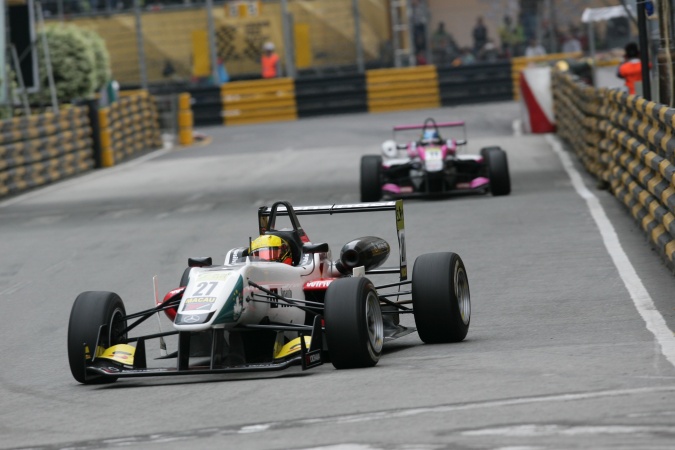 Bild: Luis Jorge Sá Silva - Angola Racing Team - Dallara F312 - AMG Mercedes