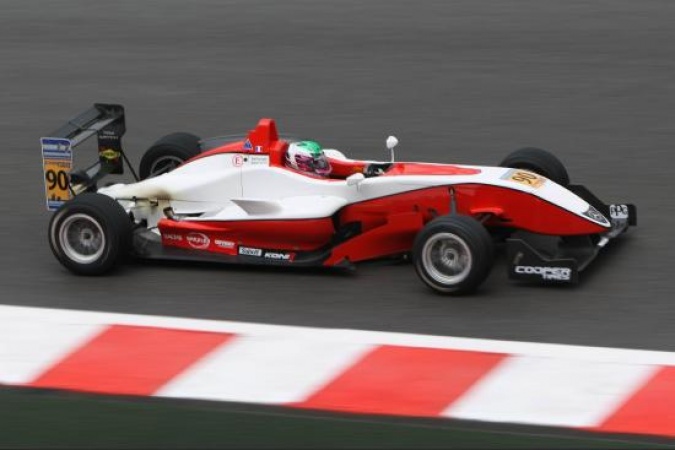 Bild: Nathanaël Berthon - ART Grand Prix - Dallara F308 - AMG Mercedes