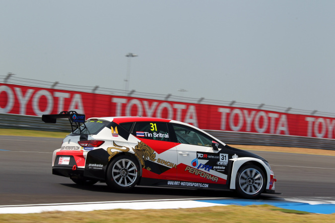 Bild: Tin Sritrai - Asia Racing Team - Seat Leon Cup Racer TCR
