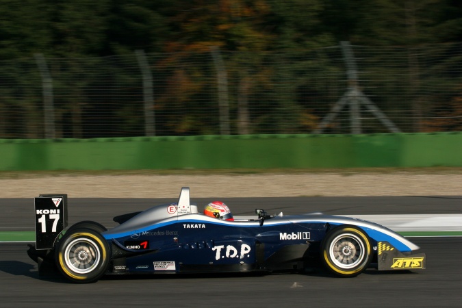 Bild: Kamui Kobayashi - ASM - Dallara F305 - AMG Mercedes