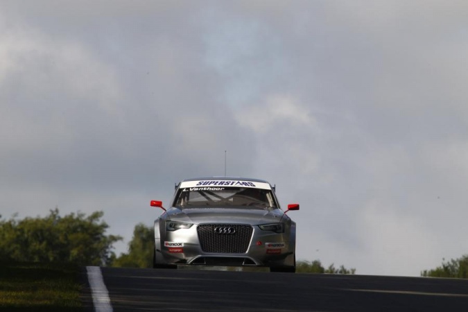 Bild: Laurens Vanthoor - Audi Sport Italia - Audi RS5