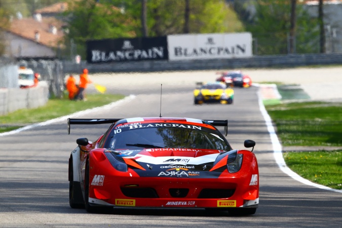 Bild: Tristan VautierMaurice RicciGabriel Balthazard - Auto Sport Promotion - Ferrari 458 Italia GT3