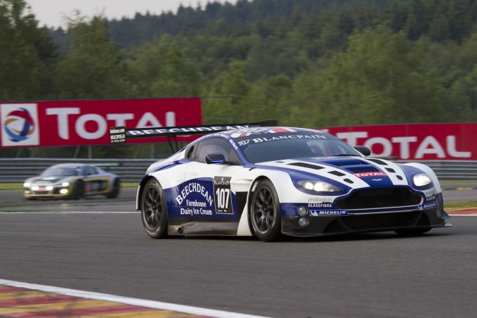 Bild: Jonathan AdamJohn GawAndrew HowardPhil Dryburgh - Beechdean Motorsport - Aston Martin Vantage GT3 V12