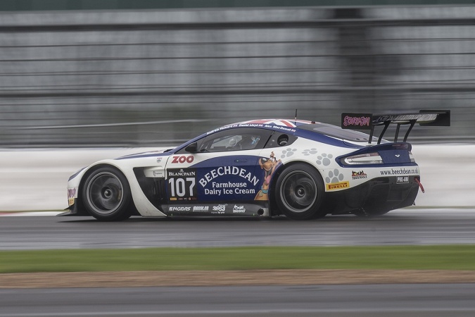 Bild: Andrew HowardAlex MacDowallDaniel Lloyd - Beechdean Motorsport - Aston Martin Vantage GT3 V12