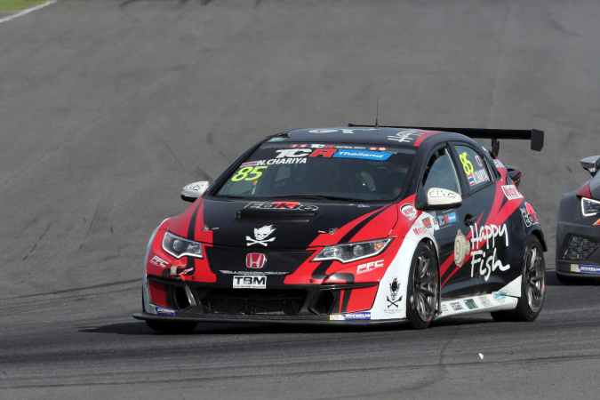 Bild: Chariya Nuya - Billionaire Boys Racing - Honda Civic TCR