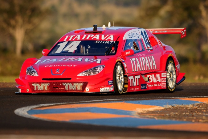 Bild: Luciano Burti - Boettger Competições - Peugeot 408 V8