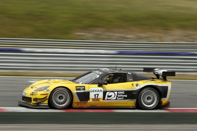 Bild: Remo LipsLennart Marioneck - Callaway Competition - Chevrolet Corvette C6 Z06 GT3