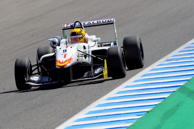 Bild: Artur Janosz - Campos Racing - Dallara F312 - Toyota