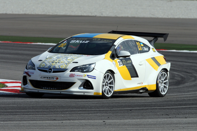 Bild: Igor Skuz - Campos Racing - Opel Astra OPC TCR