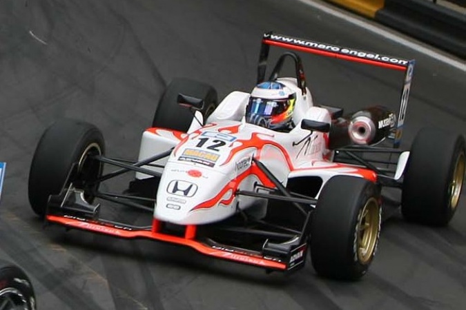 Bild: Maro Engel - Carlin Motorsport - Dallara F305 - Mugen Honda