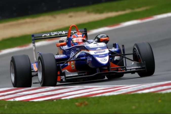 Bild: Adriano Buzaid - Carlin Motorsport - Dallara F308 - Volkswagen