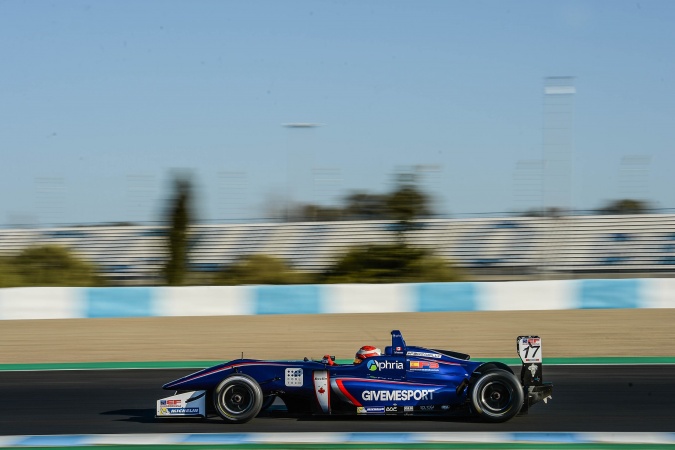 Bild: Devlin DeFrancesco - Carlin Motorsport - Dallara F312 - Toyota
