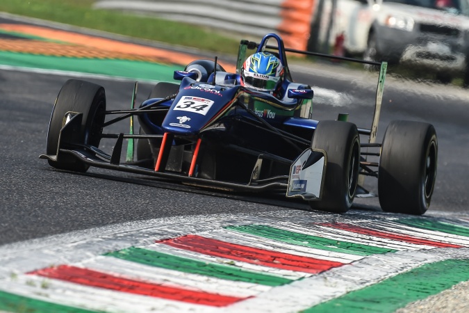 Bild: Matheus Iorio - Carlin Motorsport - Dallara F312 - Toyota