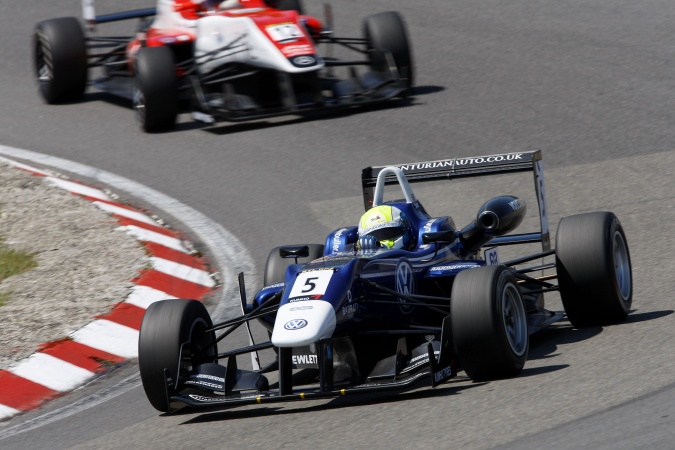 Bild: William Buller - Carlin Motorsport - Dallara F312 - Volkswagen