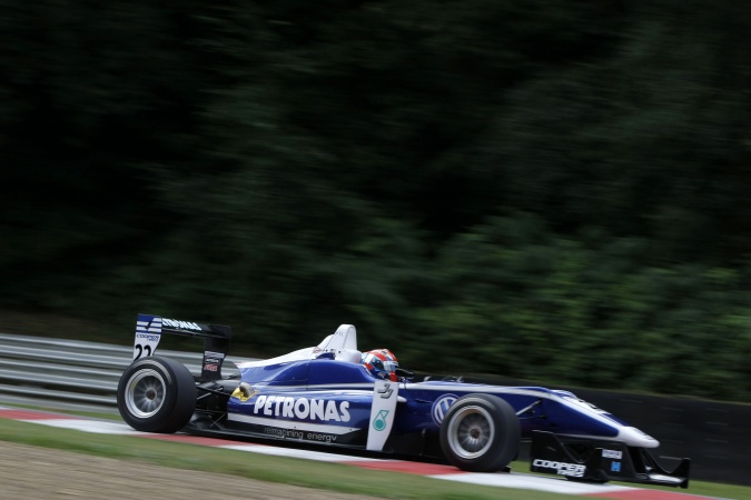 Bild: Jazeman Firhan Jaafar - Carlin Motorsport - Dallara F312 - Volkswagen