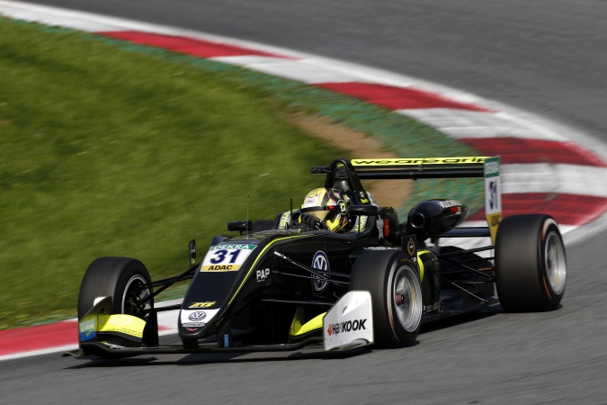 Bild: Lando Norris - Carlin Motorsport - Dallara F312 - Volkswagen