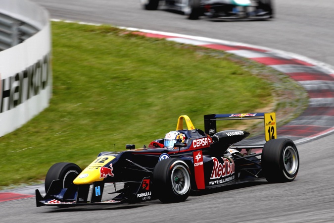 Bild: Carlos jr. Sainz - Carlin Motorsport - Dallara F312 - Volkswagen