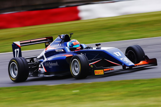 Bild: Clément Novalak - Carlin Motorsport - Tatuus MSV F3-016 - Cosworth