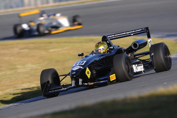 Bild: Denis Navarro - Chemin Racing - Dallara F399 - Berta