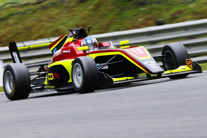 Bild: Ayrton Simmons - Chris Dittmann Racing - Tatuus BF3-020 - Mountune