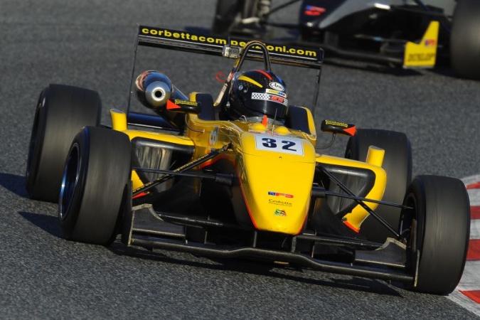 Bild: William Barbosa - Corbetta Competizioni - Dallara F308 - Toyota