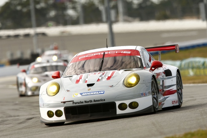 Bild: Patrick LongMichael ChristensenJörg Bergmeister - CORE Autosport - Porsche 911 RSR (991)