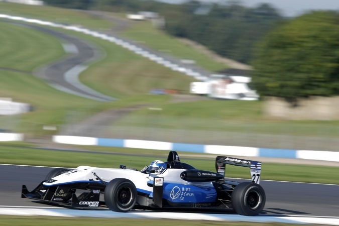 Bild: Rupert Svendsen-Cook - Double R Racing - Dallara F312 - AMG Mercedes
