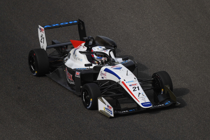 Bild: Josh Mason - Double R Racing - Dallara F320 - HWA Mercedes