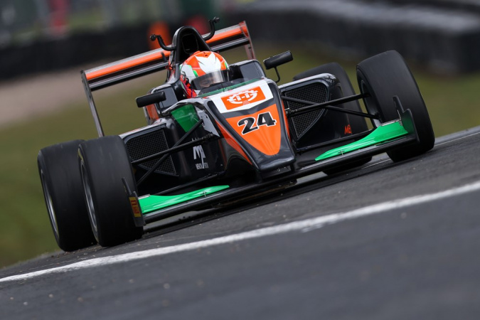 Bild: Krishnaraaj Mahadik - Double R Racing - Tatuus MSV F3-016 - Cosworth