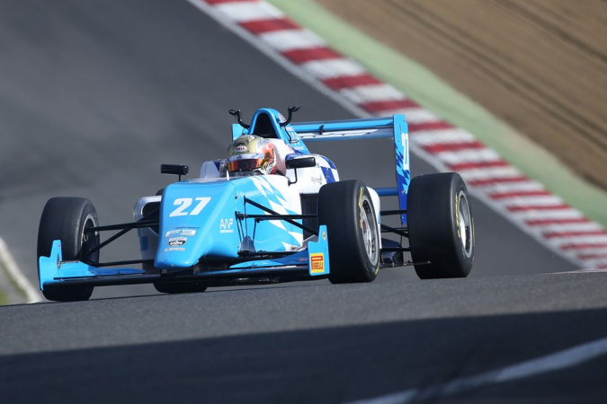 Bild: Callan-Jordan O'Keeffe - Douglas Motorsport - Tatuus MSV F3-016 - Cosworth