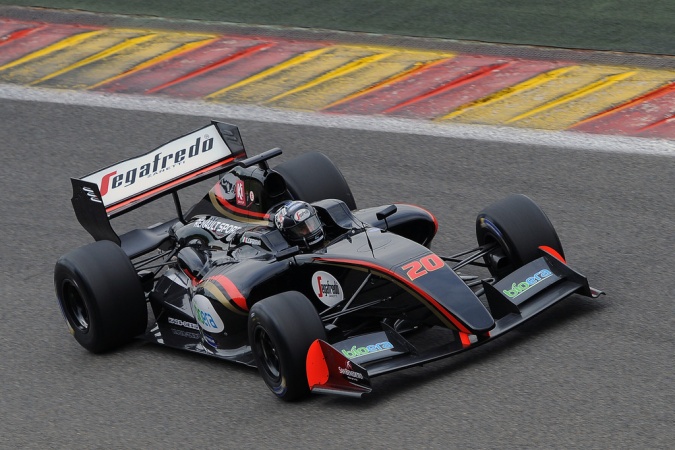 Bild: Giuseppe Cipriani - Durango - Dallara FR35-12 - Renault