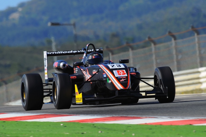 Bild: Igor Urien - EmiliodeVillota Motorsport - Dallara F308 - Toyota