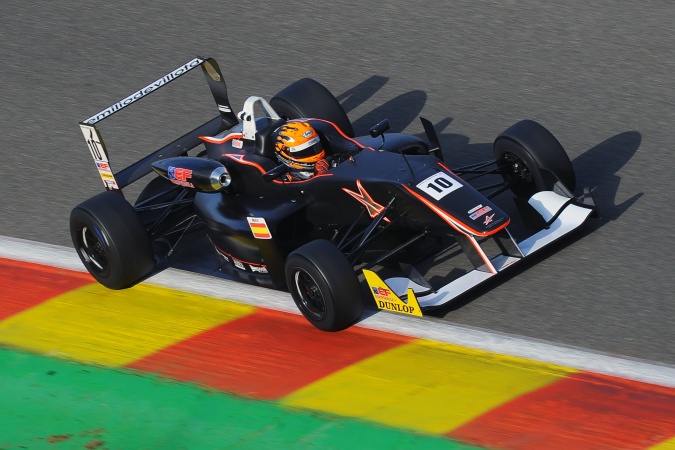 Bild: Alexander Toril - EmiliodeVillota Motorsport - Dallara F312 - Toyota