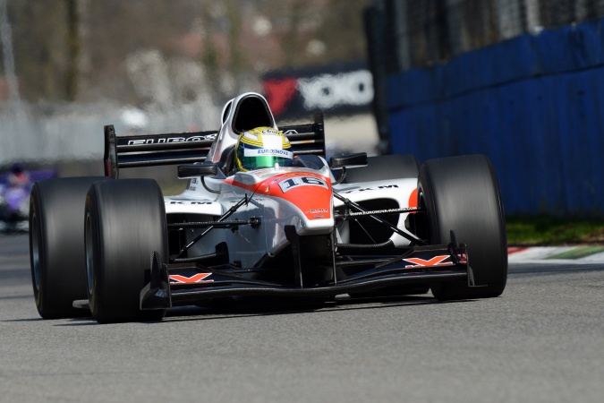 Bild: Kimiya Sato - Euronova Racing - Lola B05/52 - Zytek (2013)