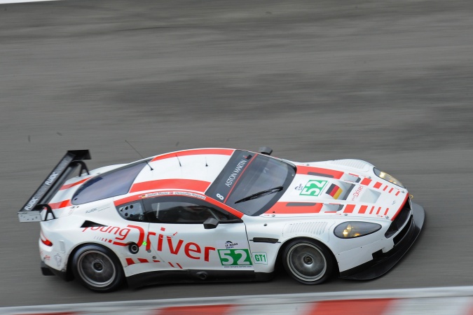 Bild: Tomas EngeChristoffer NygaardStefan Mücke - Fischer Racing - Aston Martin DBR9
